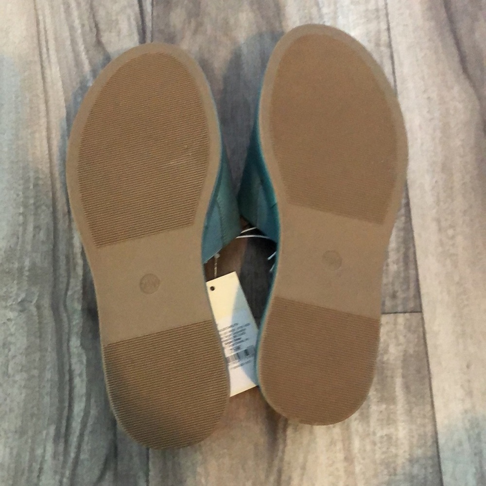 Platform Slide Sandals - Picture 3 of 6